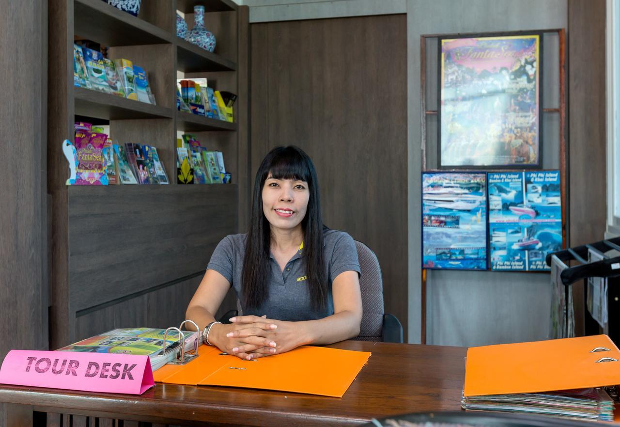 Patong 7Days Premium Hotel Phuket Extérieur photo