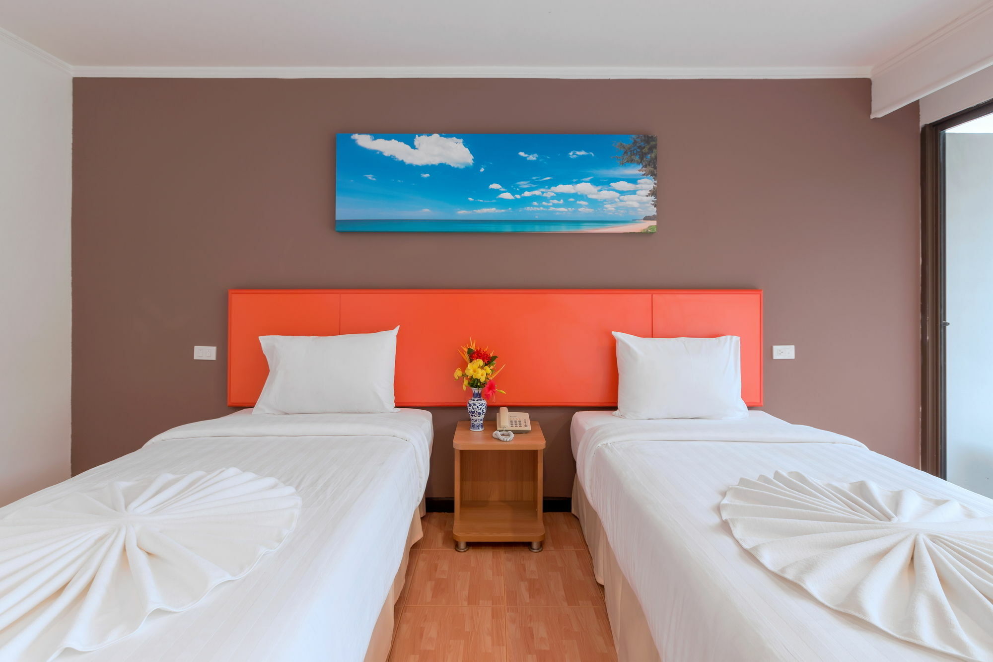 Patong 7Days Premium Hotel Phuket Extérieur photo