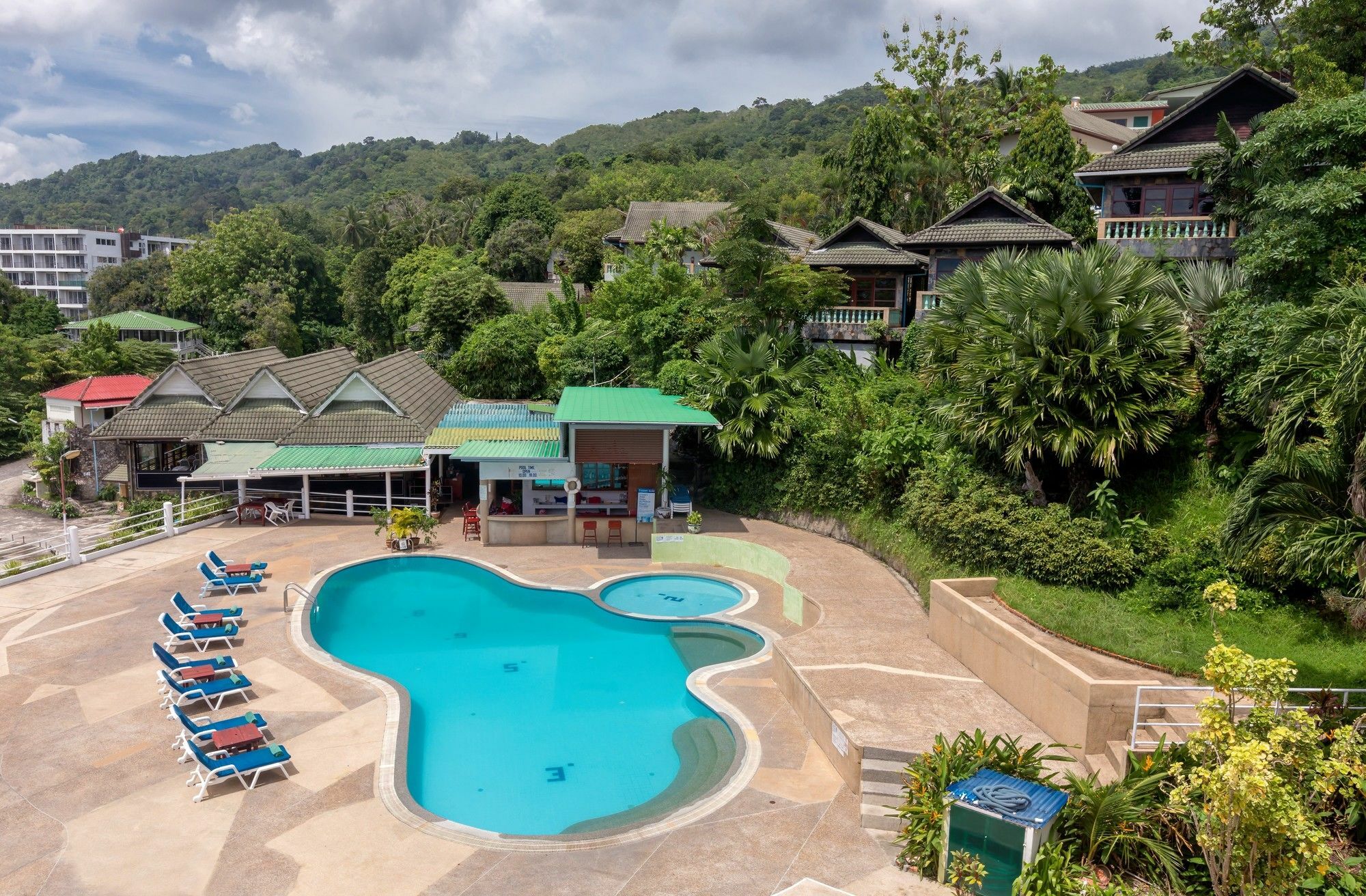 Patong 7Days Premium Hotel Phuket Extérieur photo